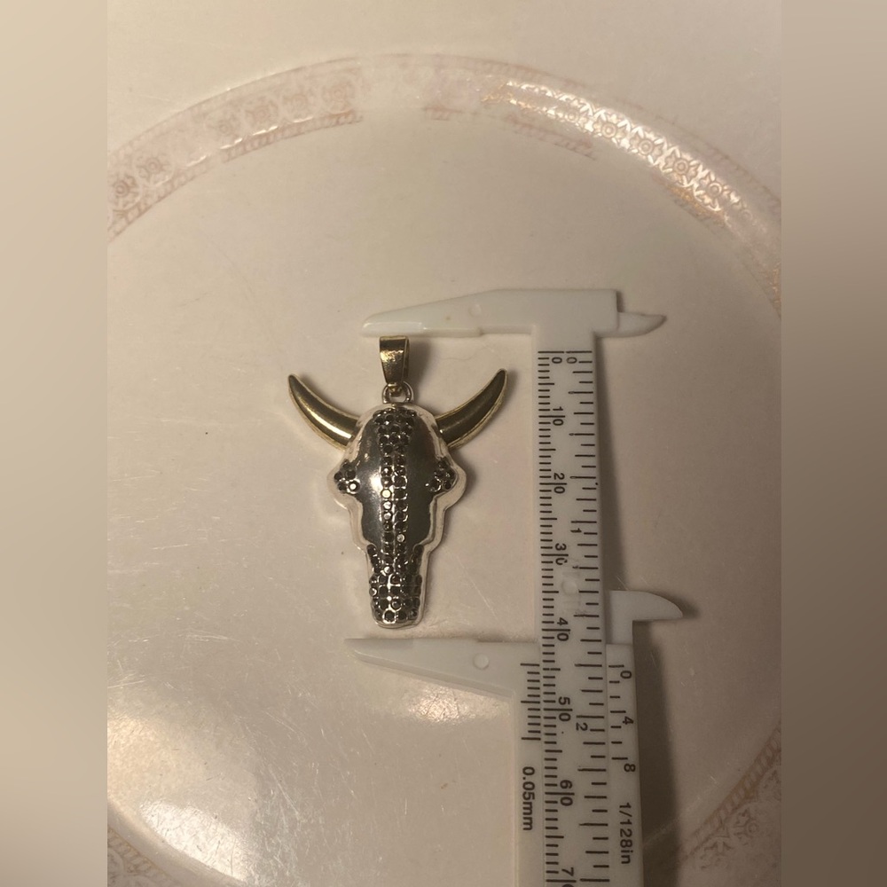 π Menβs gold plated black crystals pendant. - Picture 5 of 6